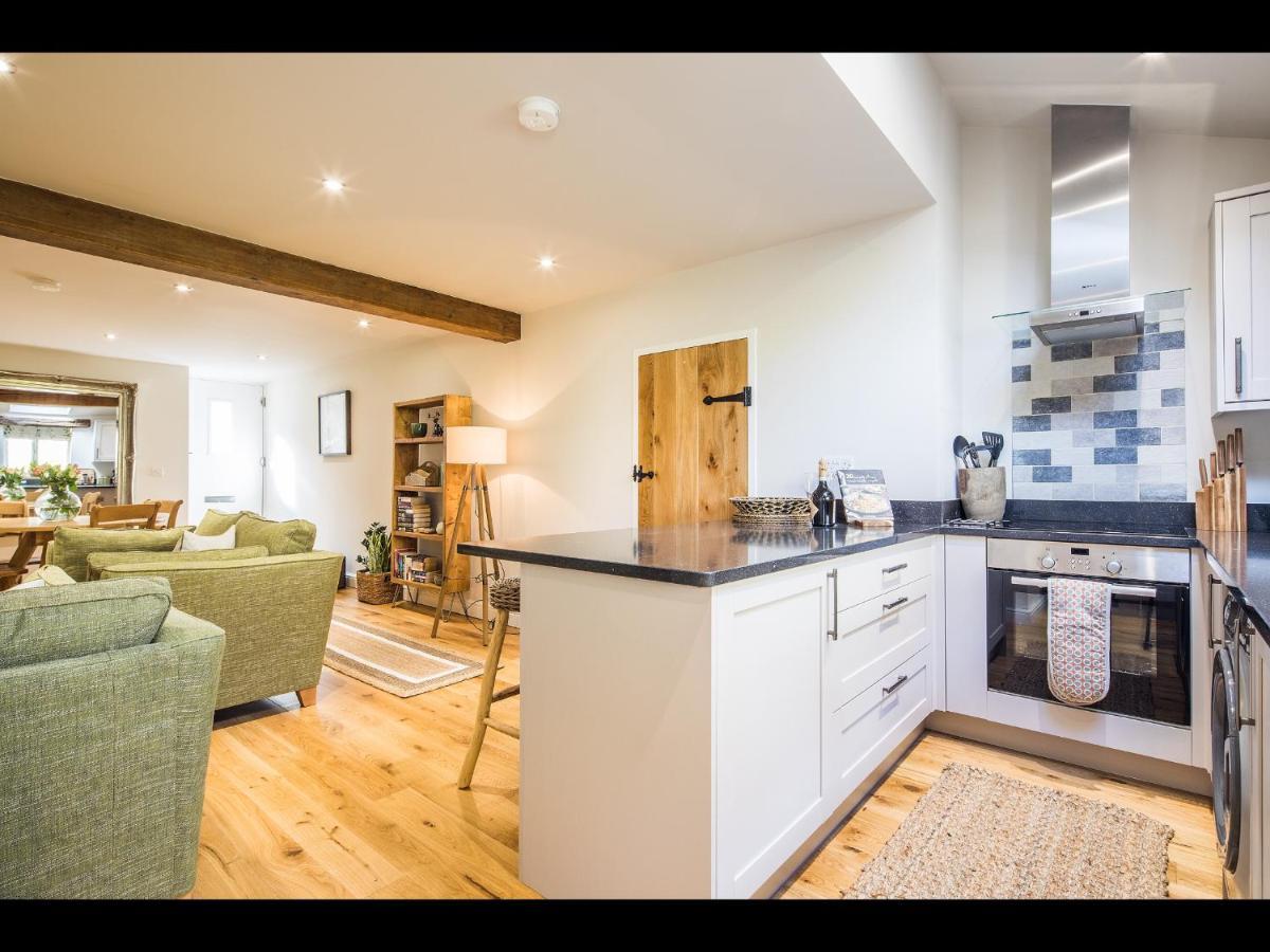 James Cottage Chelmorton エクステリア 写真