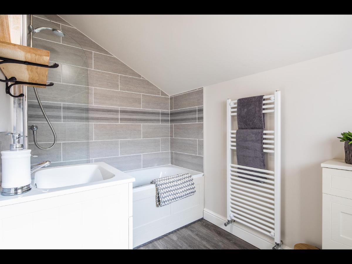James Cottage Chelmorton エクステリア 写真